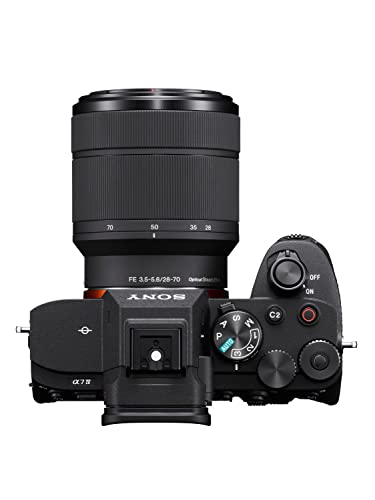 Sony Alpha 7 IV Fotocamera full frame con obiettivo 28-70 mm – 33 MP, autofocus in tempo reale, 10 fps, video 4K 60p, touchscreen, funzioni professionali per foto e filmati — foto prodotto Amazon
