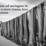 Reti stese ad asciugare in bianco e nero: trama, luce e intenzione